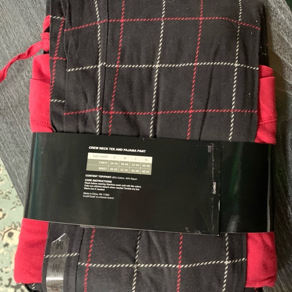 Kohl's Cuddl Duds Maroon and Plaid Pajama Set - Picture 5 of 5